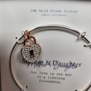 Mother & Daughter Frienship Bracelot New in Box 14k Gold Flash Plated Cubic Zirc
